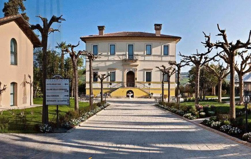 Villa Picena Colli del Tronto Exteriör bild